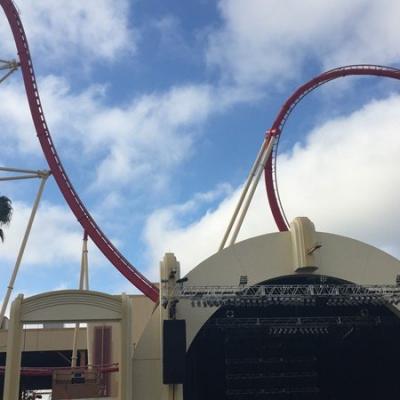 Hollywood Rip Ride Rocket roller coaster