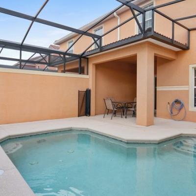 Private heated pool, screened porch